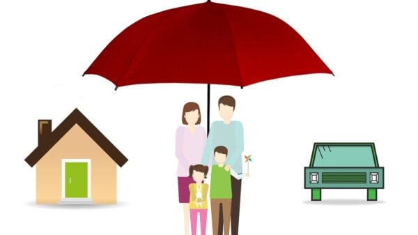 Hausbesitzer erwarten heute mehr von ihrer Versicherung als nur einen Versicherungsvertrag. Sie wünschen sich Transparenz, Verlässlichkeit und einen Versicherungsschutz, der wirklich das schützt, was ihnen wichtig ist. GEV hat sich das Vertrauen von Immobilieneigentümern in ganz Deutschland erworben, indem das Unternehmen Versicherungslösungen anbietet, die sowohl verlässlich als auch zukunftsorientiert sind. Aufbauend auf langjähriger Expertise und gestützt auf positive Kundenerfahrungen definiert die Marke immer wieder neu, wie moderner Hausschutz aussehen sollte