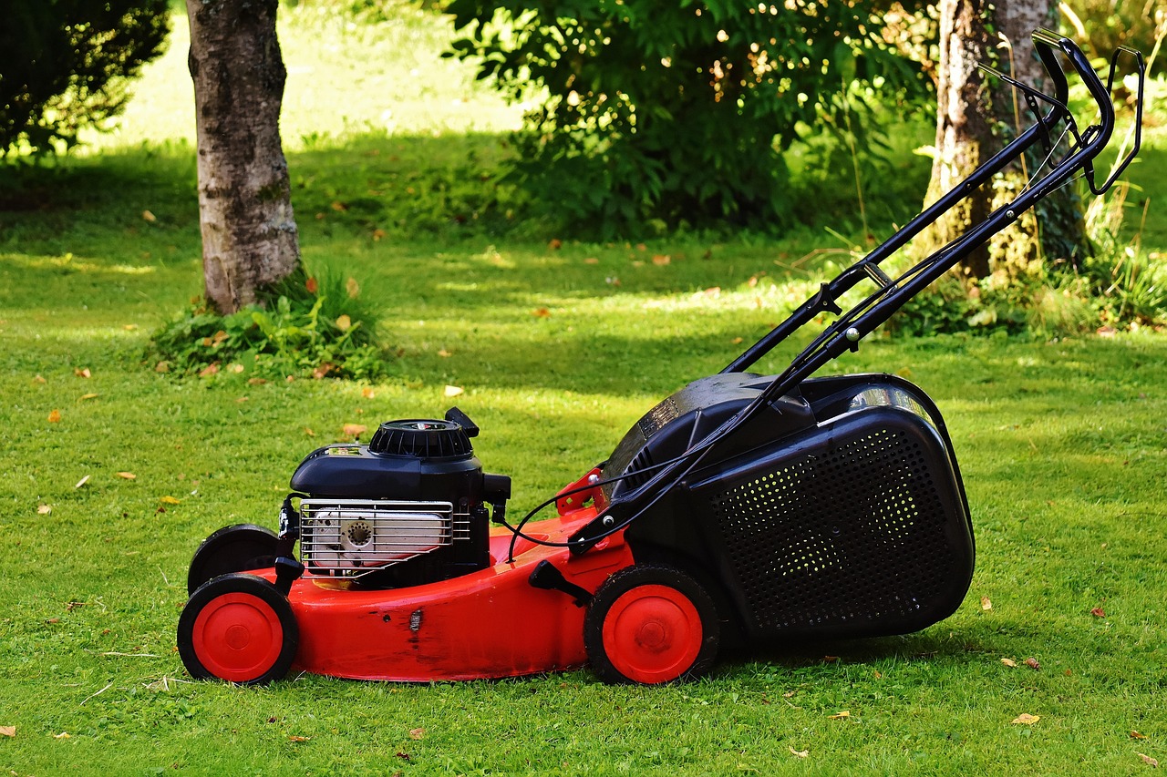 Longer days, blooming gardens, and that unmistakable scent of summer in the air—this is the season when our homes and outdoor spaces deserve a little extra love. But for many, maintaining a clean house or a tidy lawn feels like a chore. Enter Gtech, a UK brand quietly revolutionising how people approach everyday home and garden care. Built on a philosophy of functional design and powered by innovation, Gtech’s cordless range is about more than ease—it’s about reclaiming time, space, and enjoyment in the places that matter most. From powerful vacuums to ultra-light trimmers and stylish hair tools, Gtech is proving that going cordless doesn’t mean compromising on power or quality. Whether you’re tackling stubborn pet hair or shaping the perfect lawn edge, every tool is engineered to do one thing exceptionally well—make life easier.