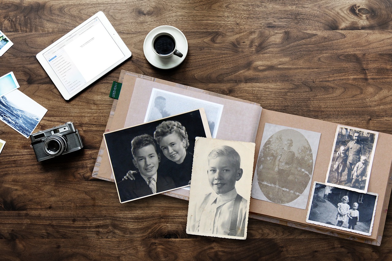 Every photograph holds a story, but not every story gets the presentation it deserves. Canvaspop believes your memories should live beyond your camera roll in vivid colour, on beautiful materials, and with craftsmanship you can feel. From hand-stretched canvas prints to sleek metal and framed art, the brand has mastered the art of turning personal moments into gallery-worthy pieces. With over 18,000 glowing reviews and a reputation for detail, Canvaspop is redefining what quality photo printing looks likeĀ combining care, craft, and customer-first service in every order.
